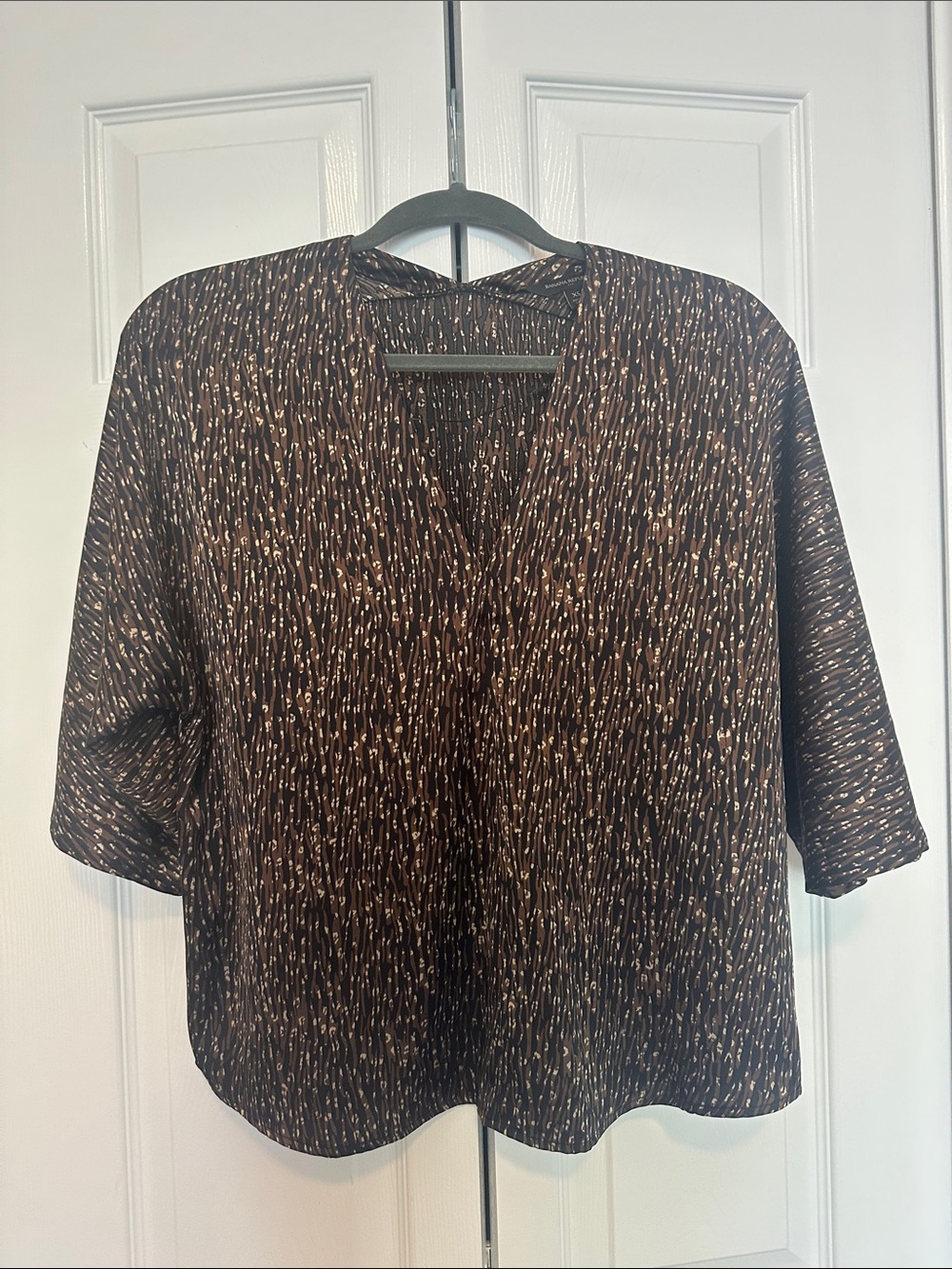 Banana Republic Brown Patterned V-Neck Women's Top